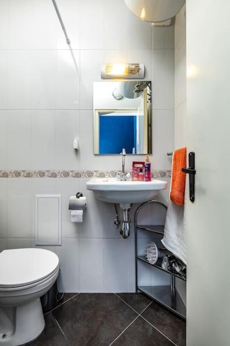 Apartamento The Little Beauty Next To Old Town & Kapana Plovdiv Exterior foto